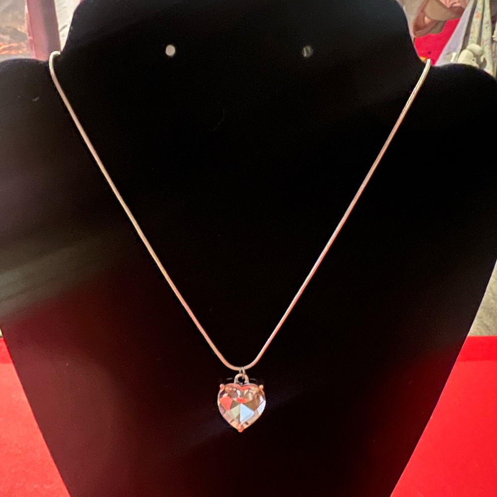 Paparazzi Silver Heart Necklace